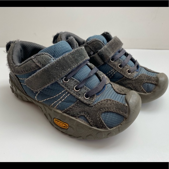 keen boys sneakers